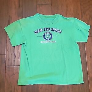 💰 Bass Pro Shops boys T-Shirt size XL